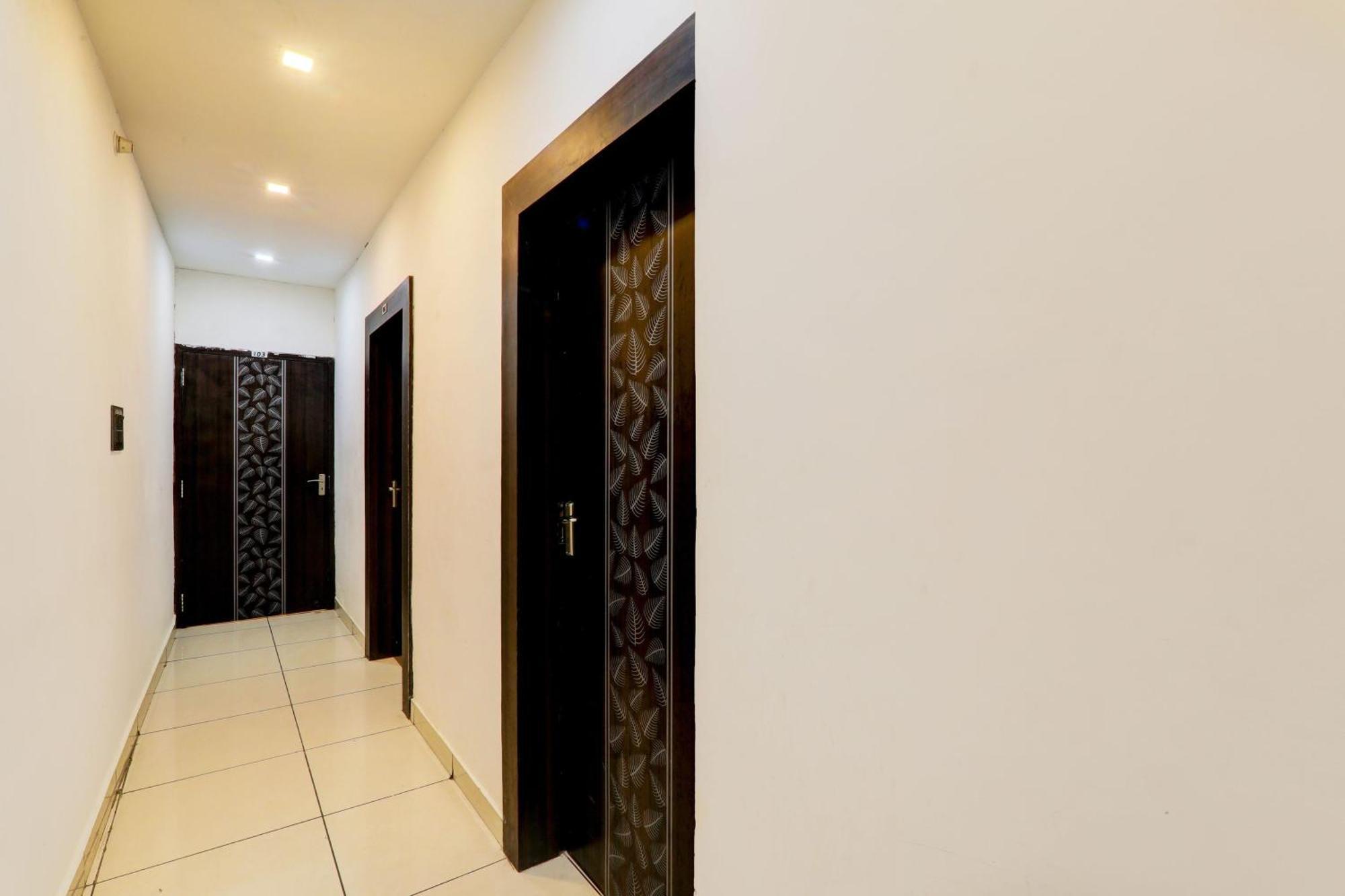 Hotel O Sr Grand Gorakhpur Εξωτερικό φωτογραφία